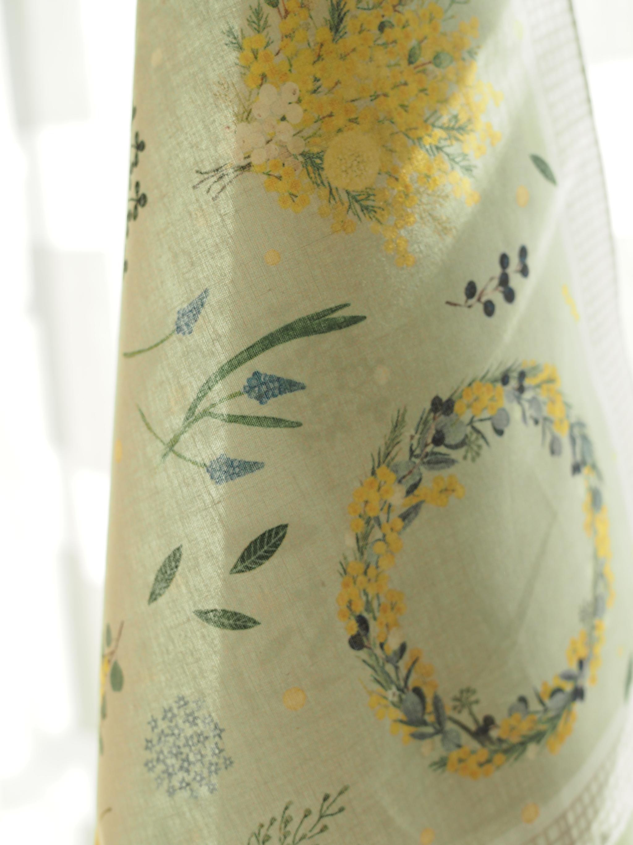 はじまりの季節に、心ほどける彩りを。『ミモザと小さなティータイム』ハンカチ 大判、スカーフにも / コットン100% | 10枚目